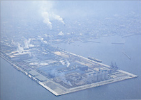1992年：総合製紙工場が完成